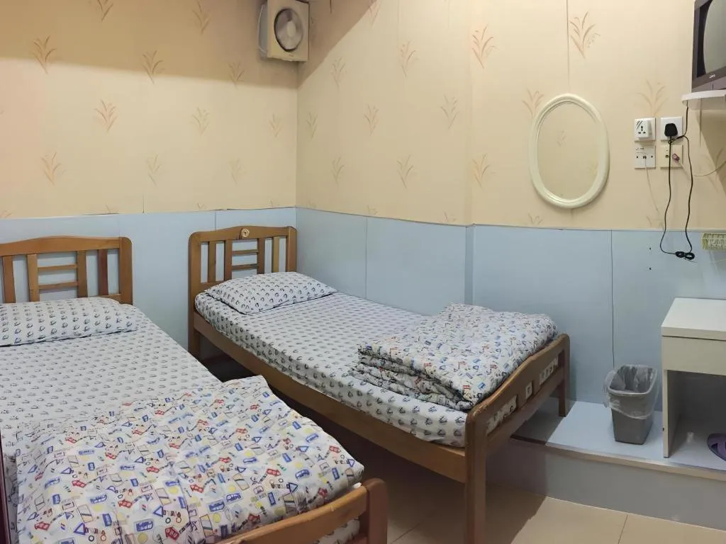 Bed in Dragon Hostel Hong Kong