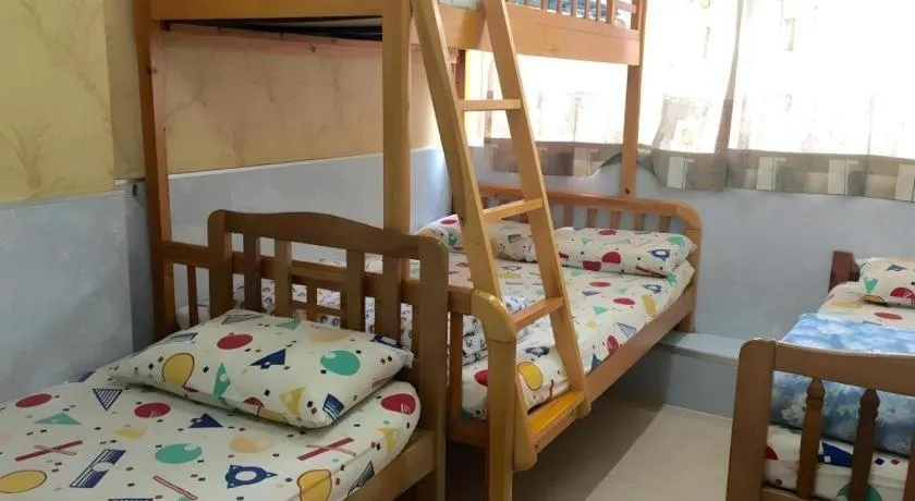 Bed in Dragon Hostel Hong Kong