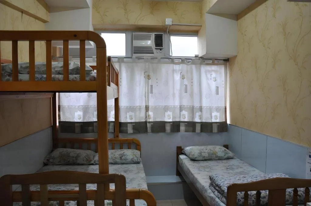 Bed in Dragon Hostel Hong Kong