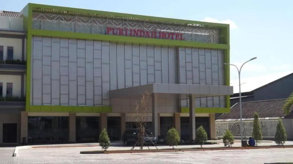 Puri Indah Hotel
