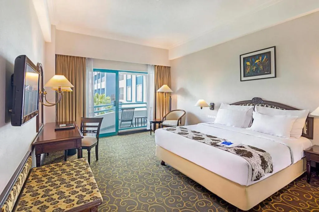 Bed in Blue Sky Hotel