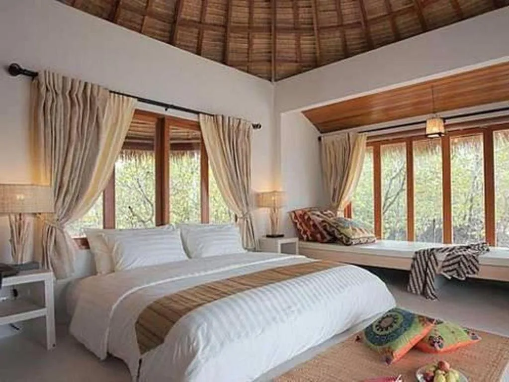 Bed in The Blue Sky Resort@ Koh Payam