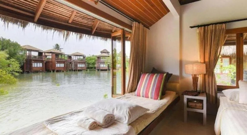 The Blue Sky Resort@ Koh Payam