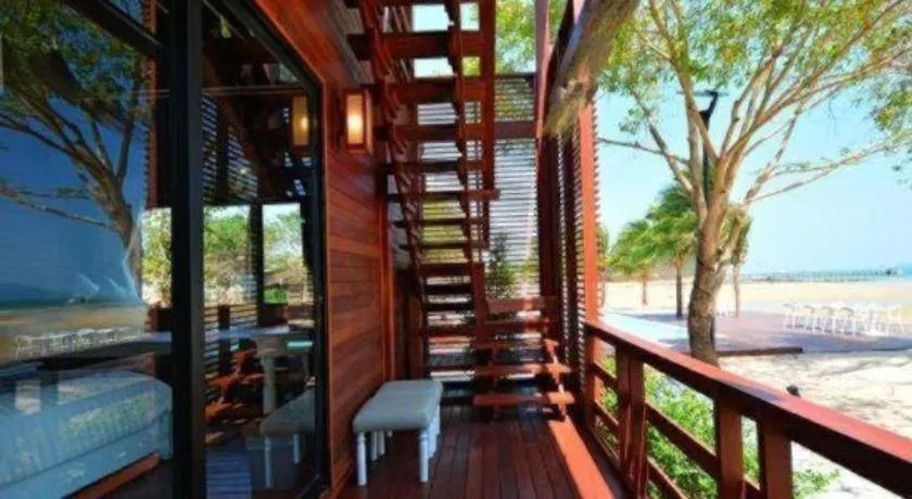 The Blue Sky Resort@ Koh Payam