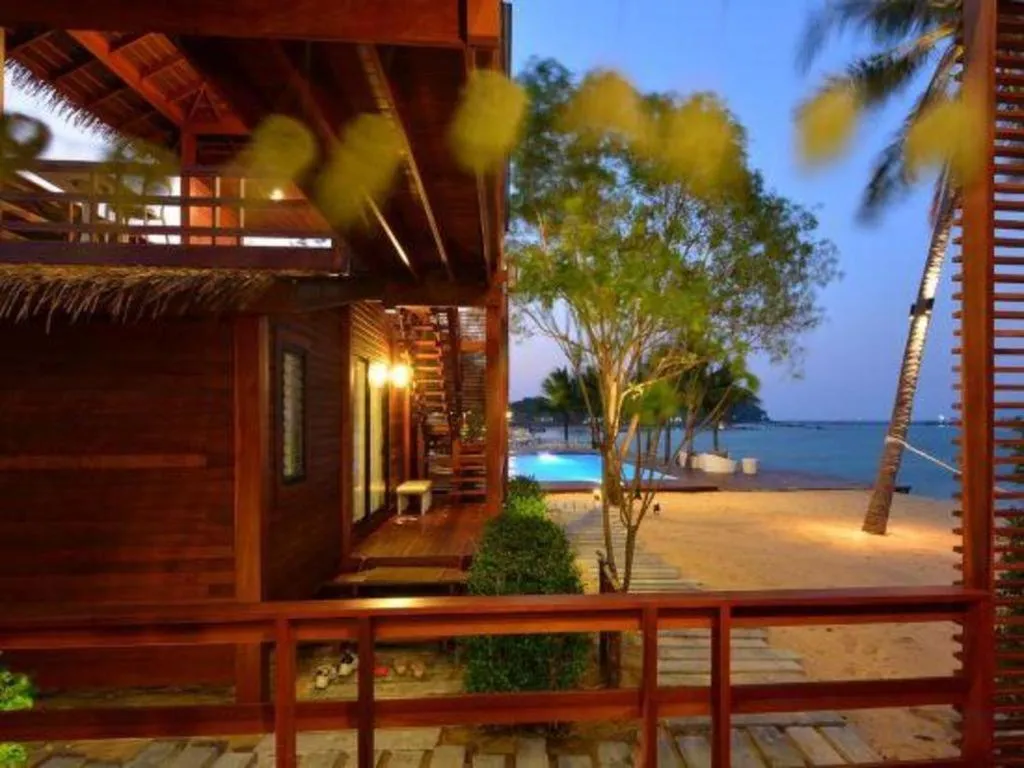 The Blue Sky Resort@ Koh Payam