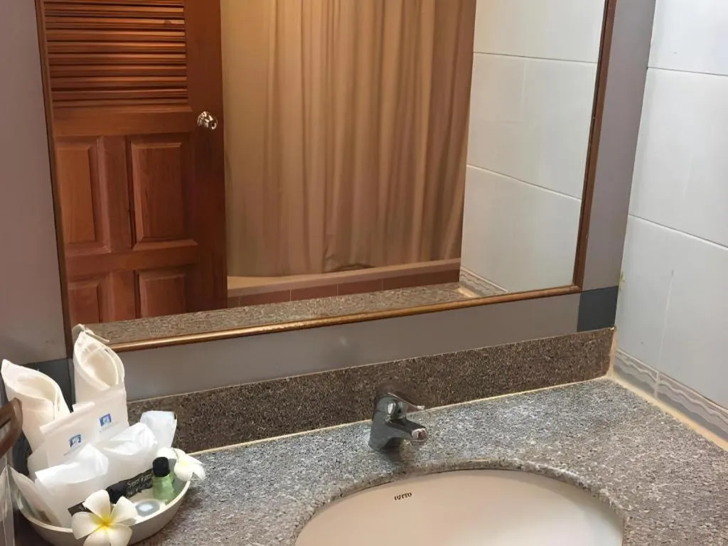 Supar Royal Beach Hotel