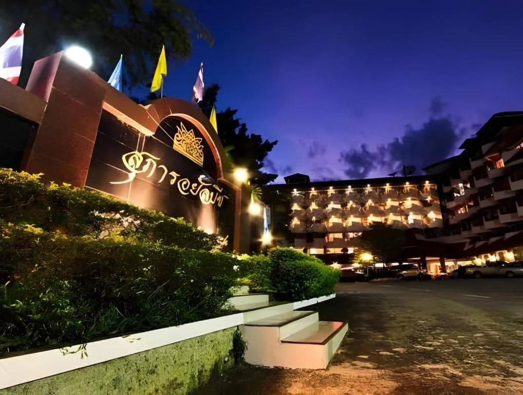 Supar Royal Beach Hotel