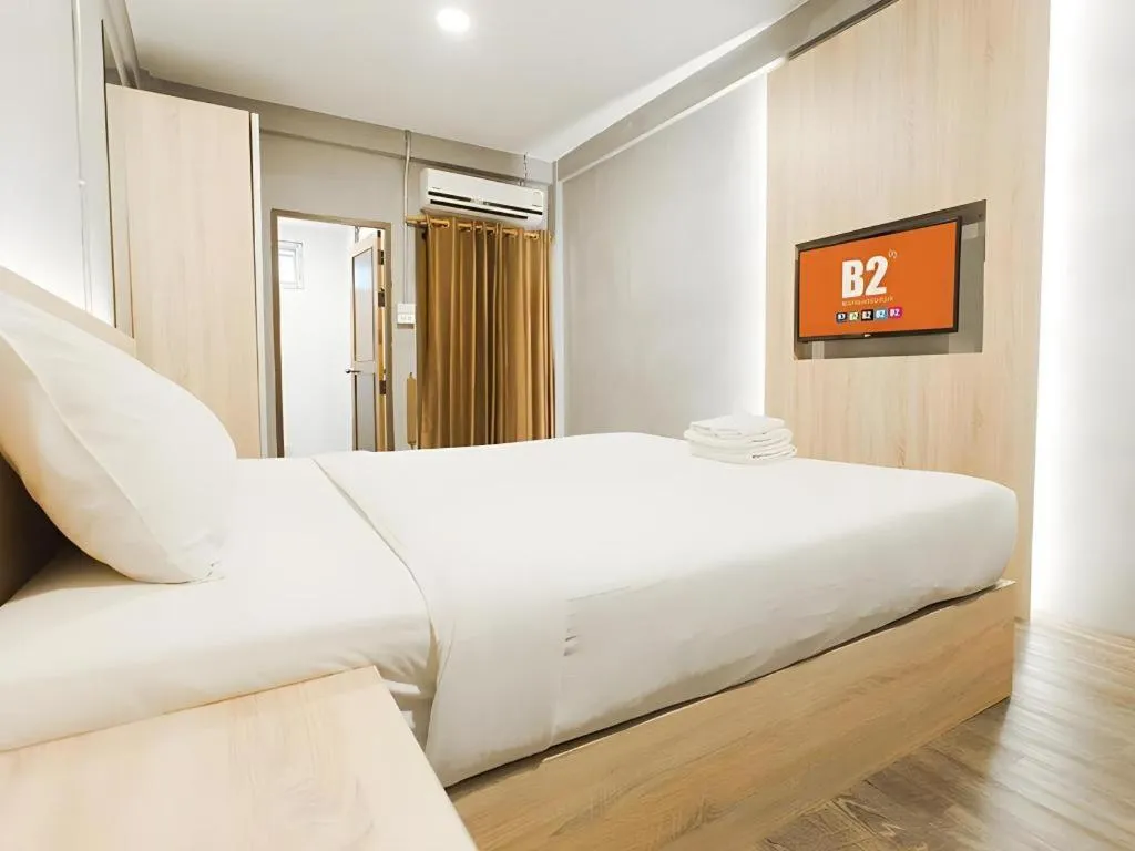 Bed in B2 Santitham Boutique & Budget Hotel