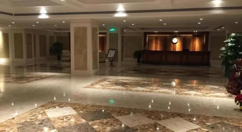 GreenTree Inn Suites HongQiao Airport Branch