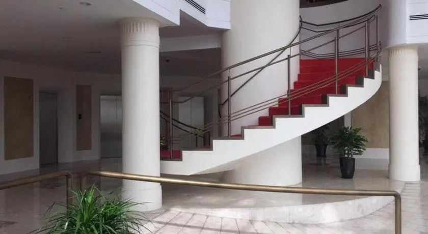 GreenTree Inn Suites HongQiao Airport Branch