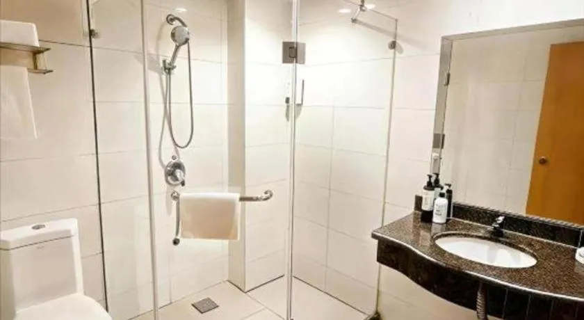 GreenTree Inn Suites HongQiao Airport Branch