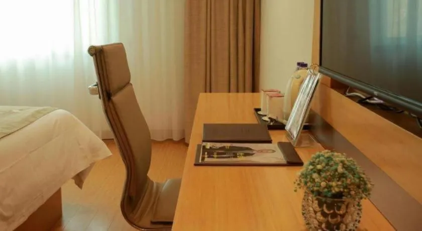 GreenTree Inn Suites HongQiao Airport Branch