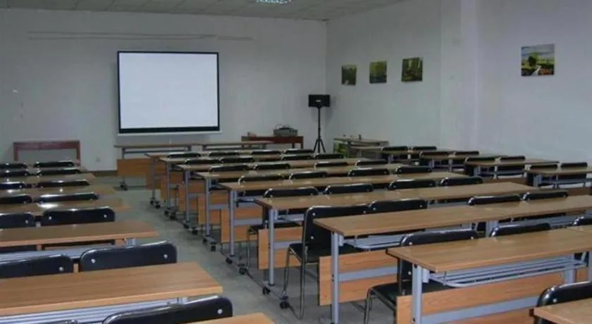 GreenTree Inn Suites HongQiao Airport Branch