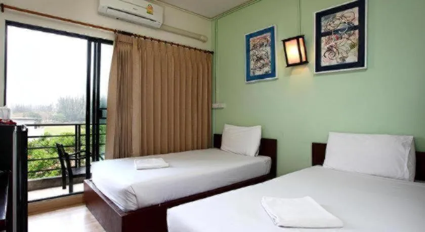 Bed in B2 Khamtieng Boutique & Budget Hotel