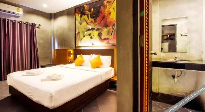 Bed in B2 Airport Boutique & Budget Hotel
