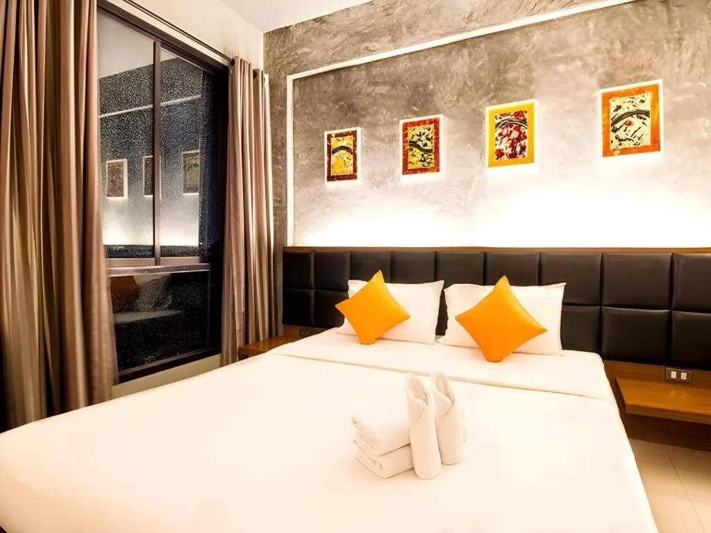 Bed in B2 Thippanate Boutique & Budget Hotel