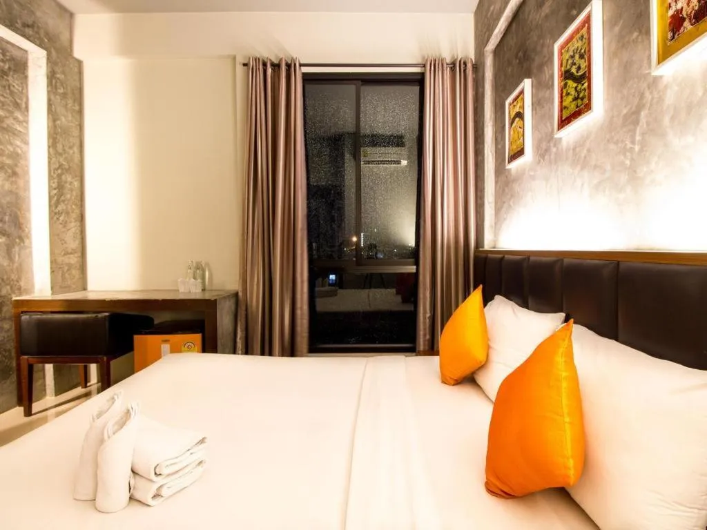 Bed in B2 Thippanate Boutique & Budget Hotel
