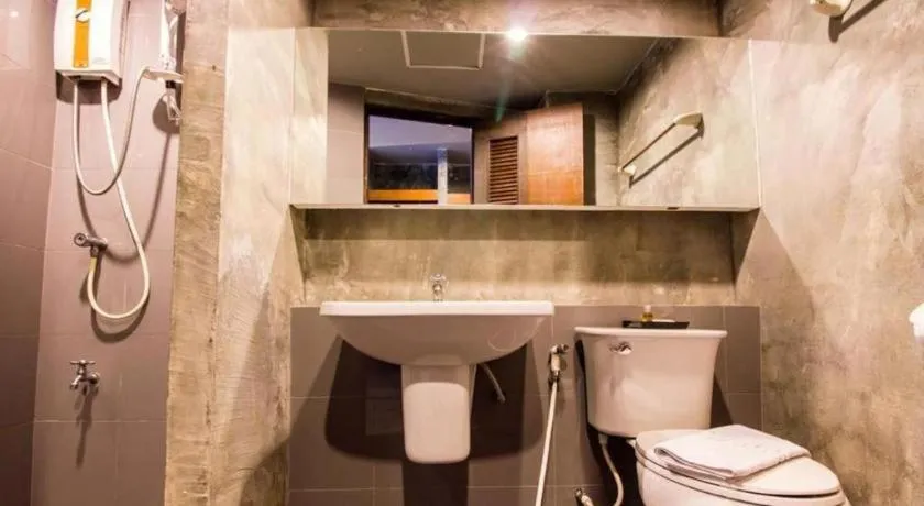 B2 Thippanate Boutique & Budget Hotel