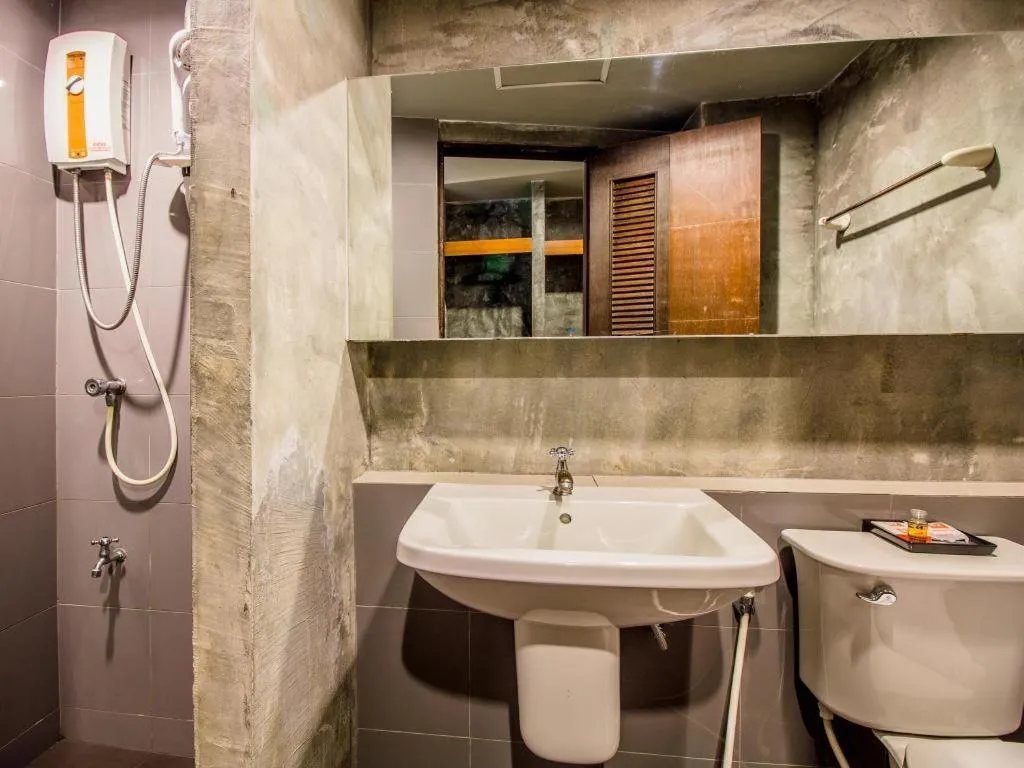 B2 Thippanate Boutique & Budget Hotel