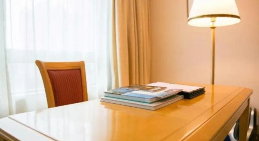 New Pearl River Hotel