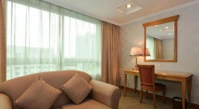 New Pearl River Hotel