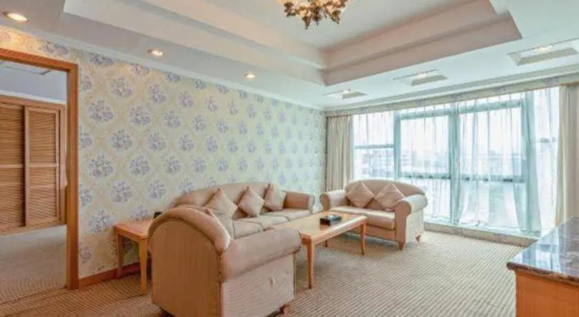 New Pearl River Hotel