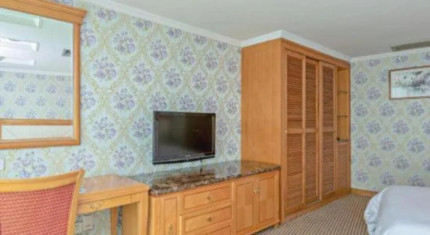 New Pearl River Hotel