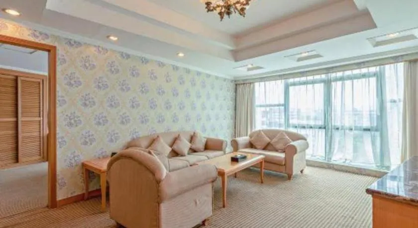 New Pearl River Hotel