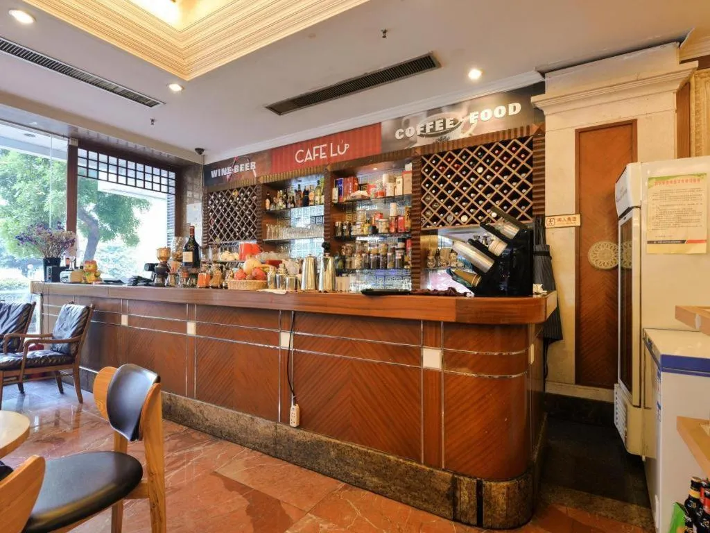 New Pearl River Hotel