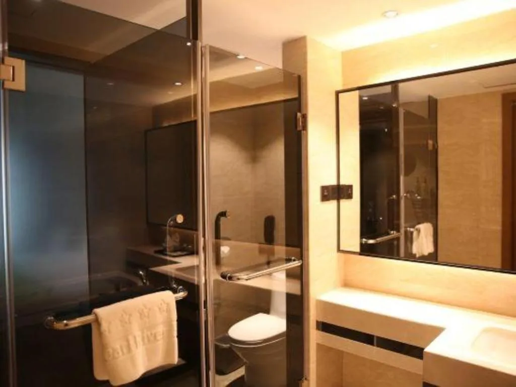 New Pearl River Hotel