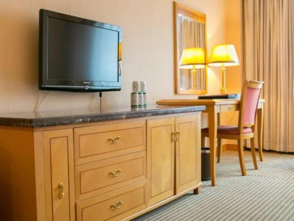 New Pearl River Hotel