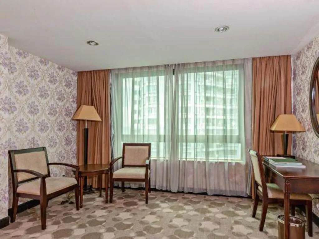 New Pearl River Hotel