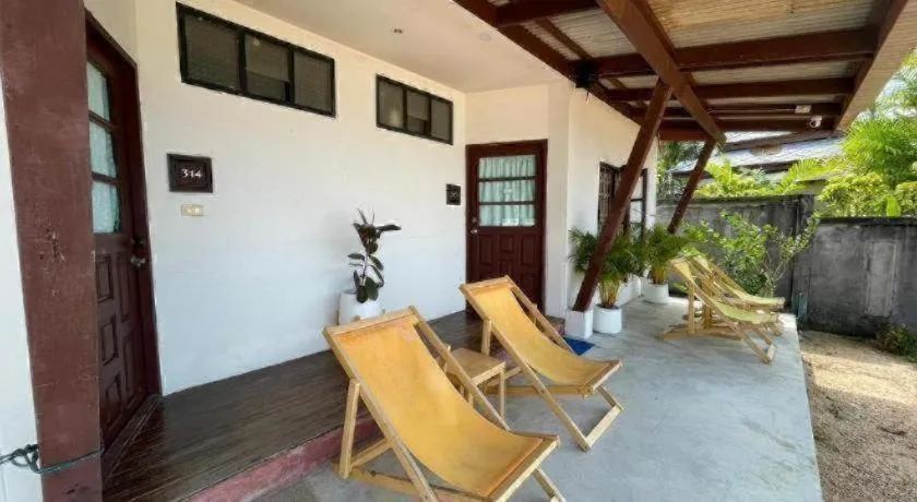 Rose Garden Samui Bungalows