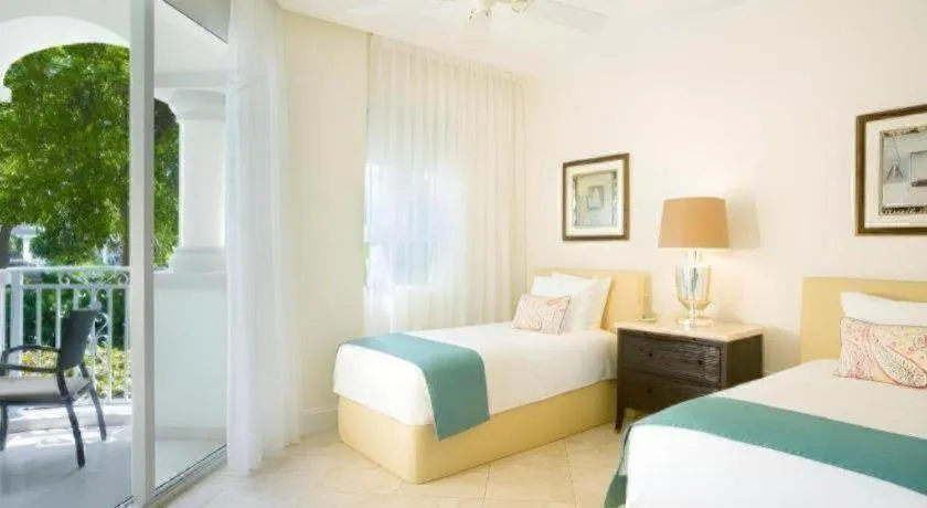 Bed in Seven Stars Resort & Spa