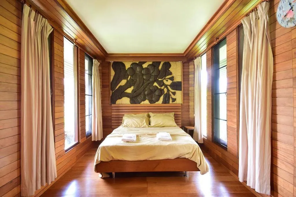 Bed in Nicslongstay Hotel