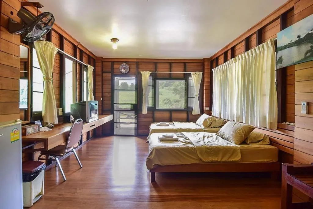 Bed in Nicslongstay Hotel