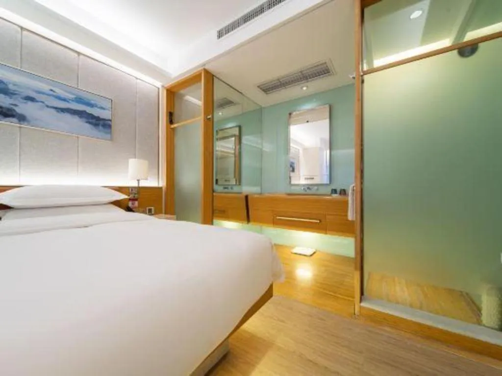 Bed in H-Hotel Riverside Chengdu