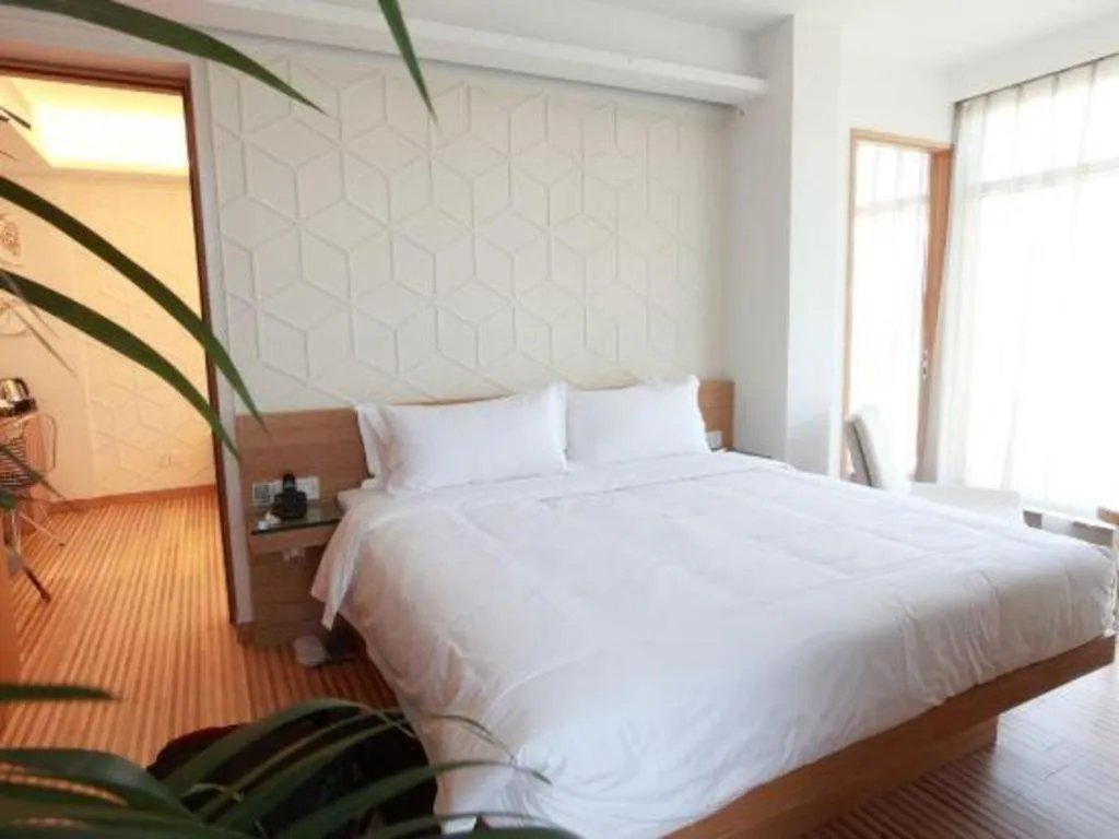 Bed in H-Hotel Riverside Chengdu