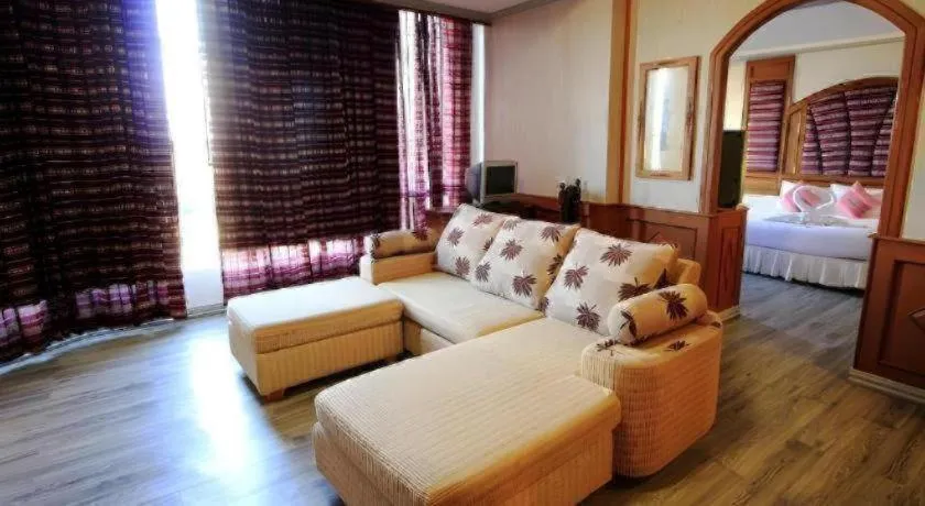 Bed in Thepnakorn Hotel