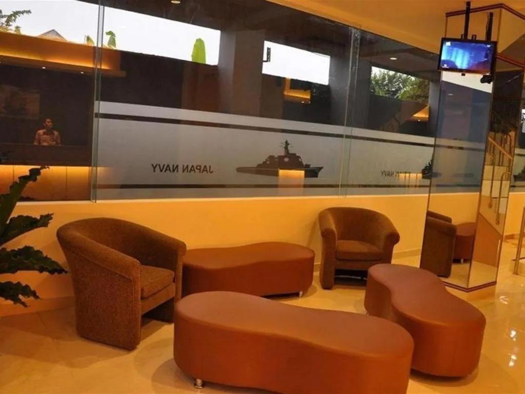 Dermaga Keluarga Hotel