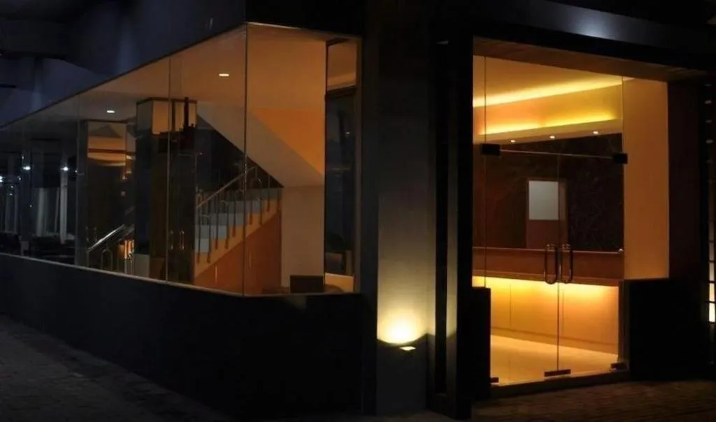 Dermaga Keluarga Hotel