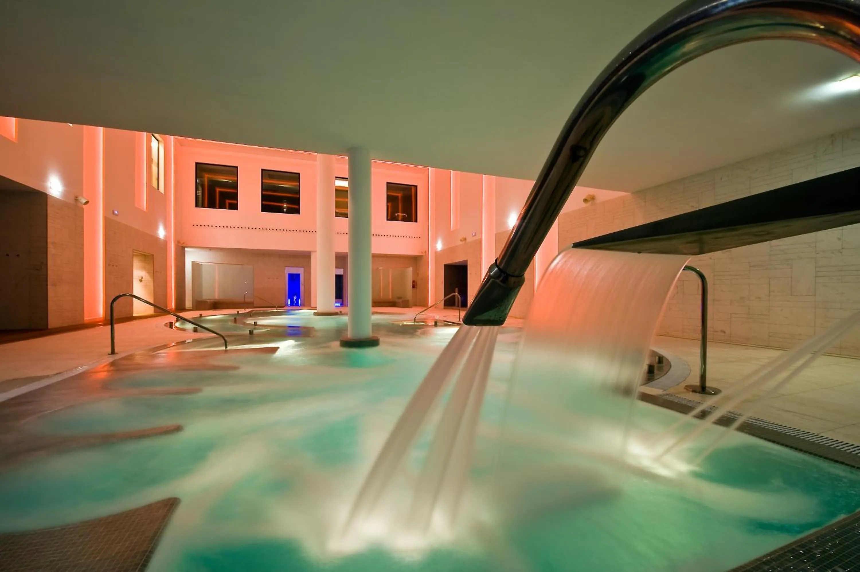 Spa and wellness centre/facilities in URH Hotel Spa Zen Balagares