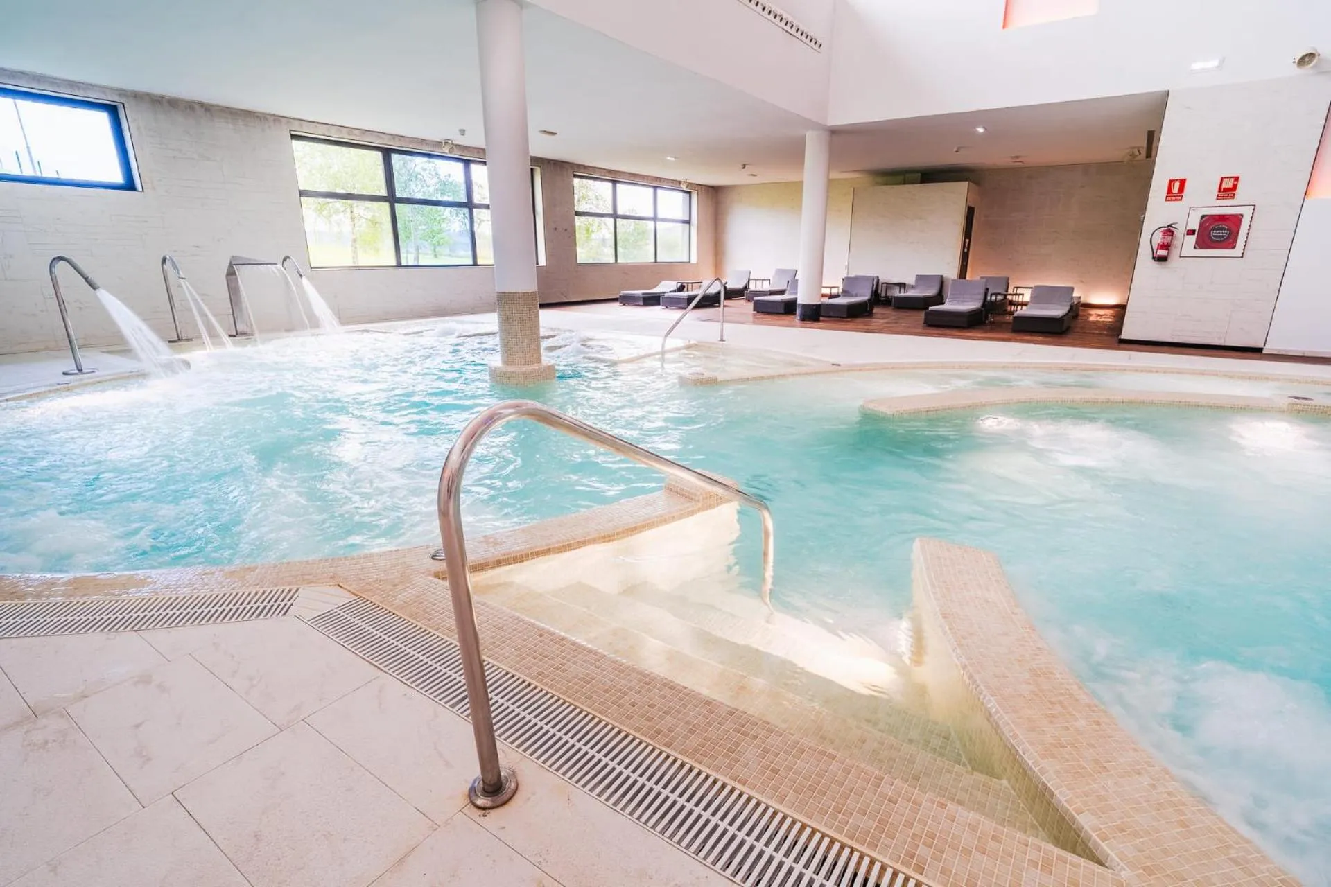 Spa and wellness centre/facilities in URH Hotel Spa Zen Balagares