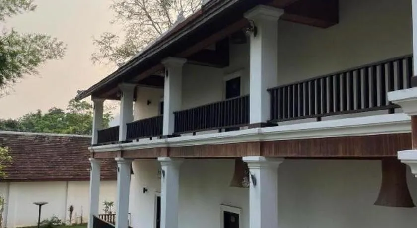 Nam Ou Riverside Resort