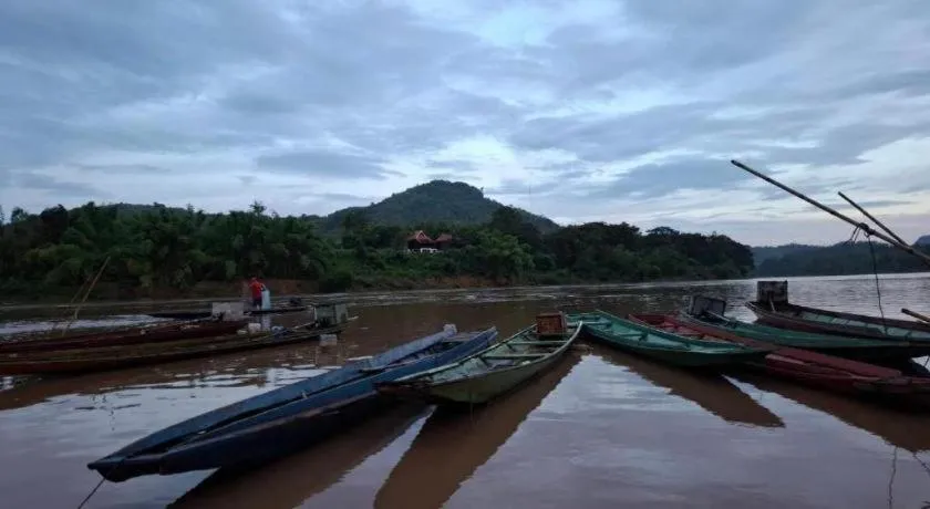 Nam Ou Riverside Resort