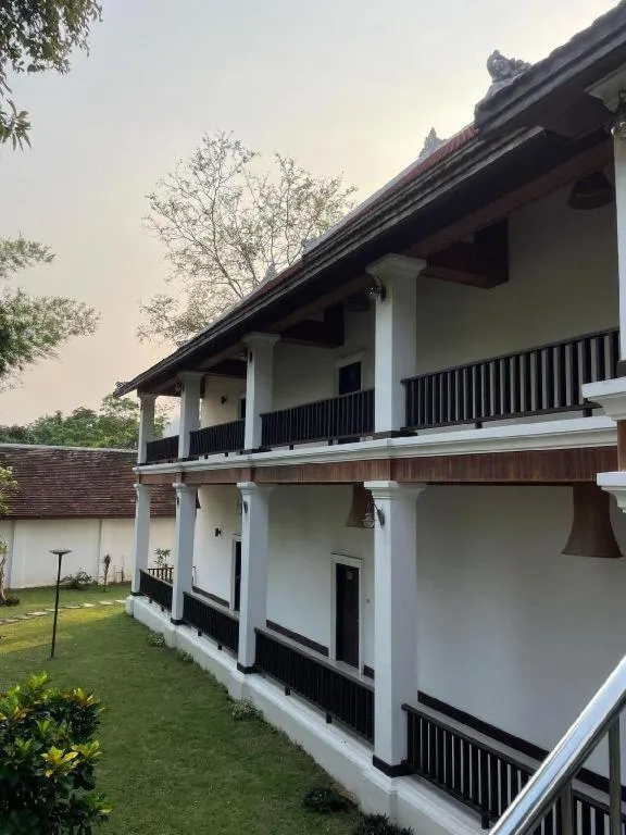 Nam Ou Riverside Resort