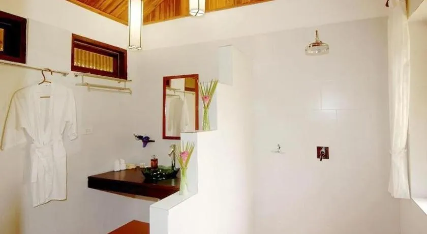 Nam Ou Riverside Resort