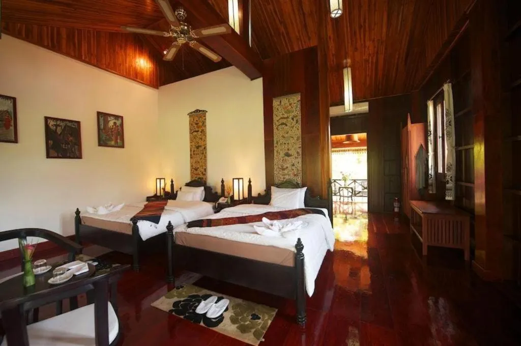 Bed in Nam Ou Riverside Resort