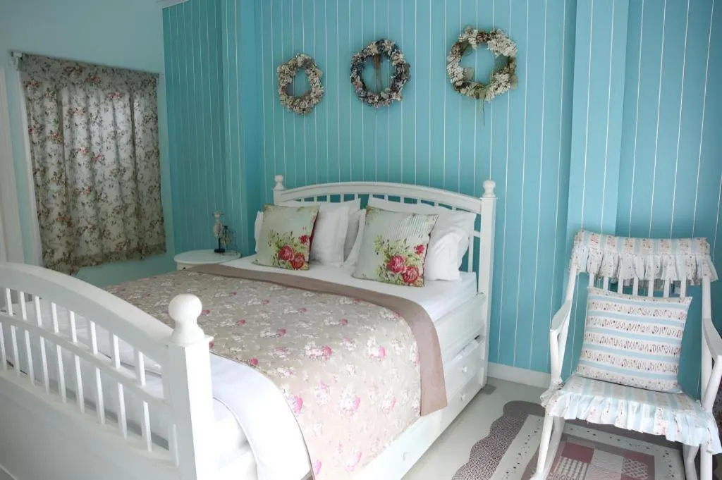 Bed in Baan Hmon-Oon