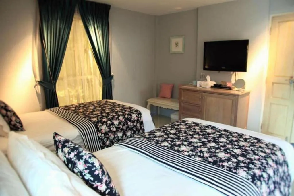 Bed in Baan Hmon-Oon